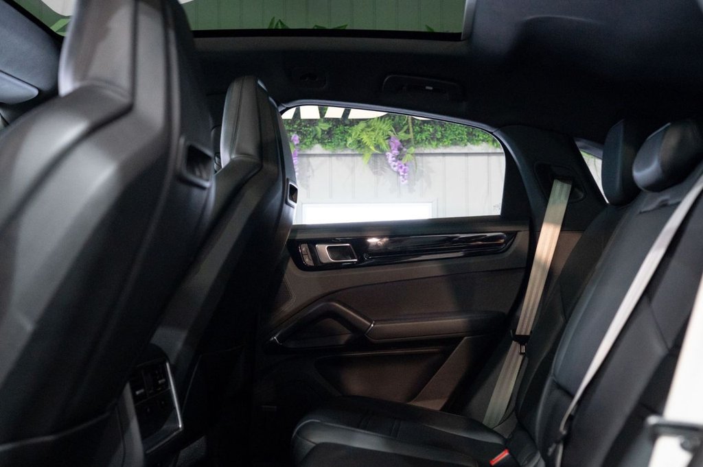 Used Porsche Cayenne 2023 for sale - 77319599: Photo 12