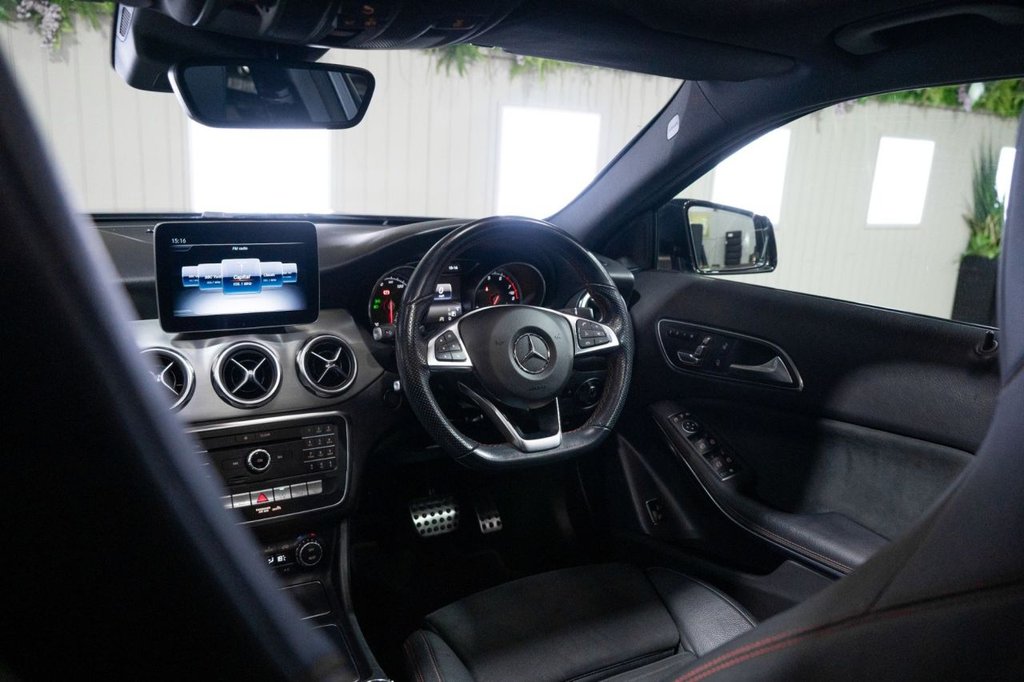 Used Mercedes-Benz GLA 2020 for sale - 76092910: Photo 2