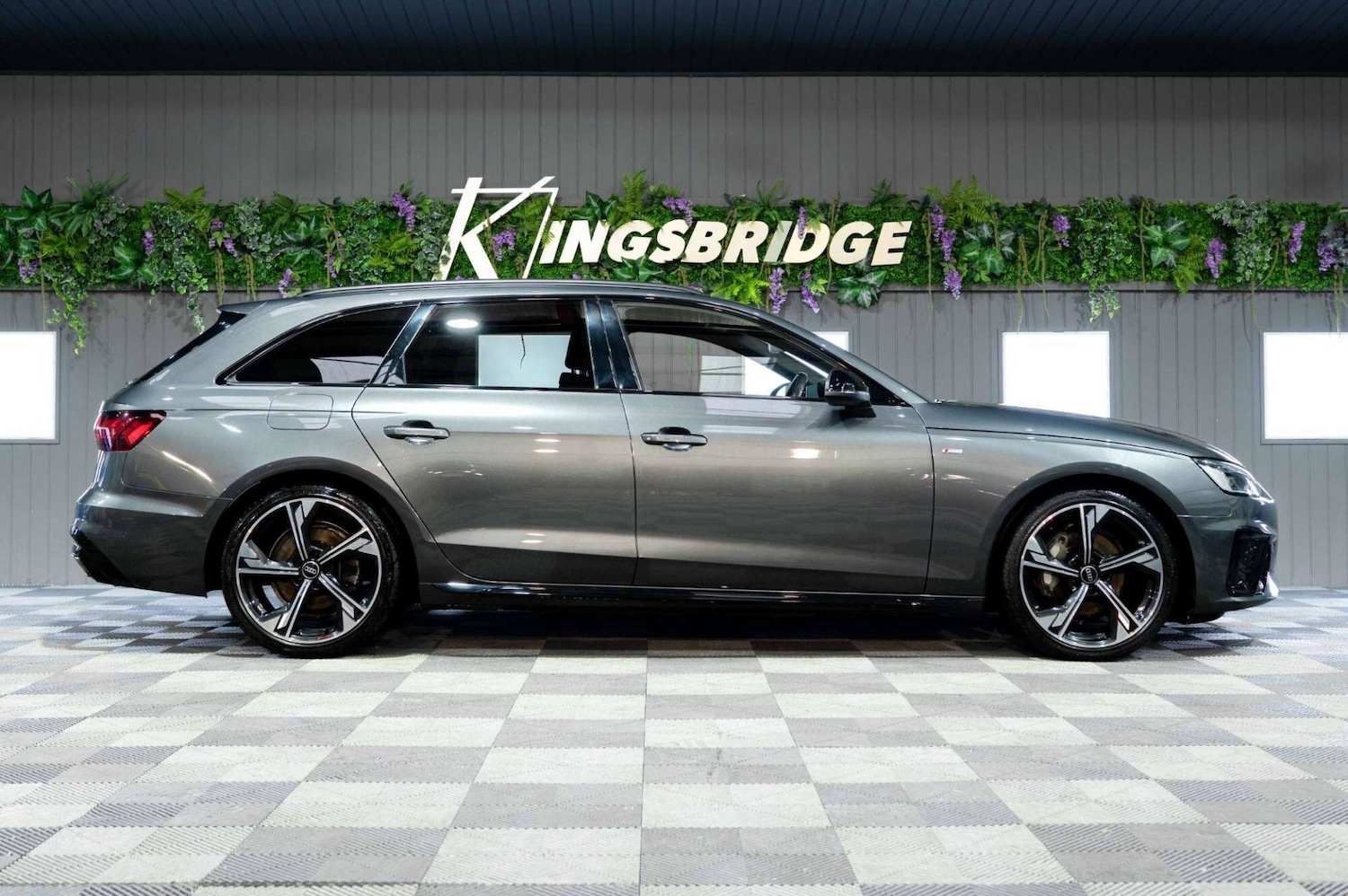 Used Audi A4 2023 for sale - 77460266: Photo 4