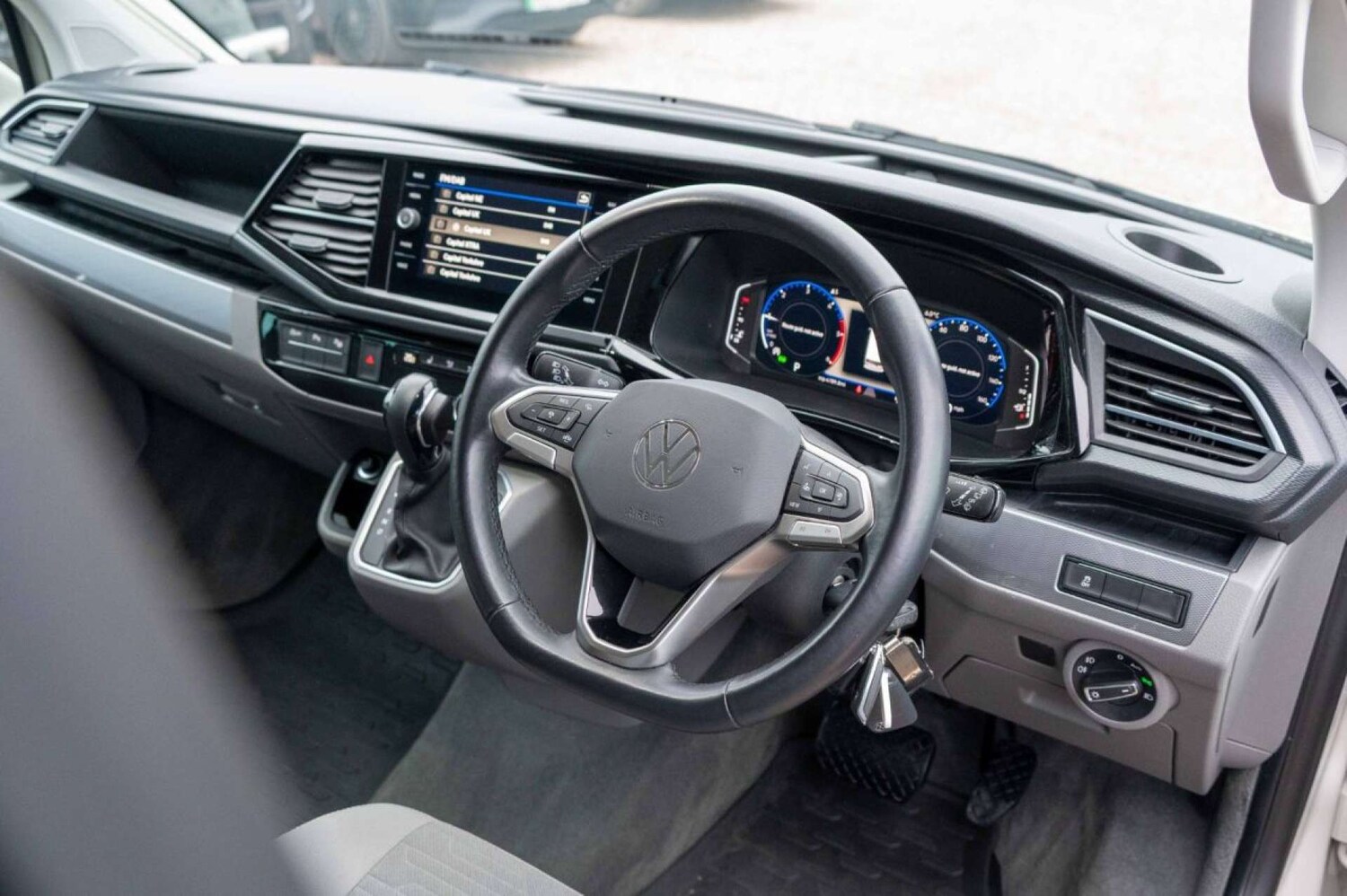 Used Volkswagen California 2023 for sale - 77494188: Photo 50