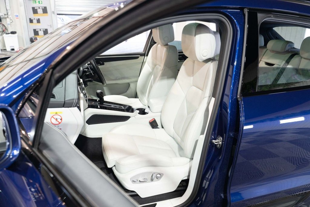 Used Porsche Macan 2022 for sale - 77451443: Photo 22