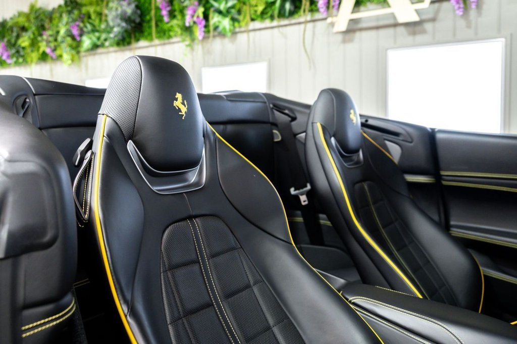 Used Ferrari Portofino 2020 for sale - 76210265: Photo 2