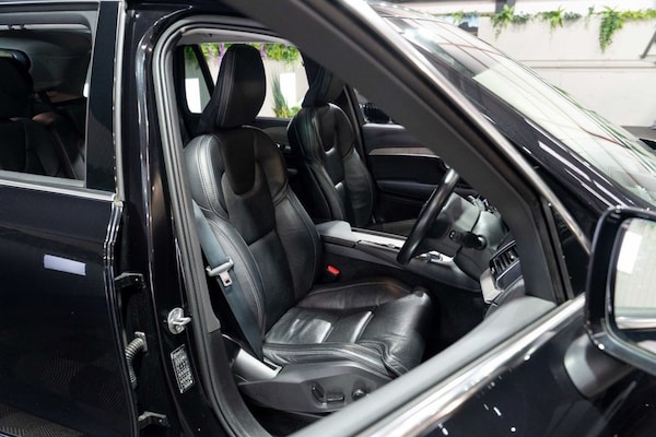Used Volvo XC90 2022 for sale - 76223892: Photo 2