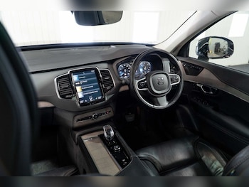 Used Volvo XC90 2022 for sale - 76223892: Photo