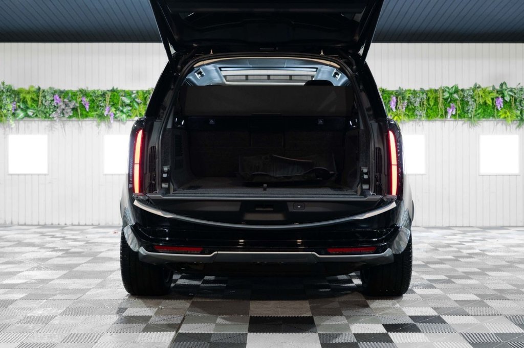 Used Land Rover Range Rover 2023 for sale - 76868176: Photo 9