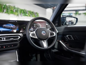 Used BMW 3 Series 2024 for sale - 76303832: Photo