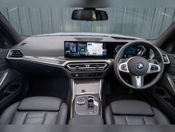 Used BMW 3 Series 2023 for sale - 76430004: Photo