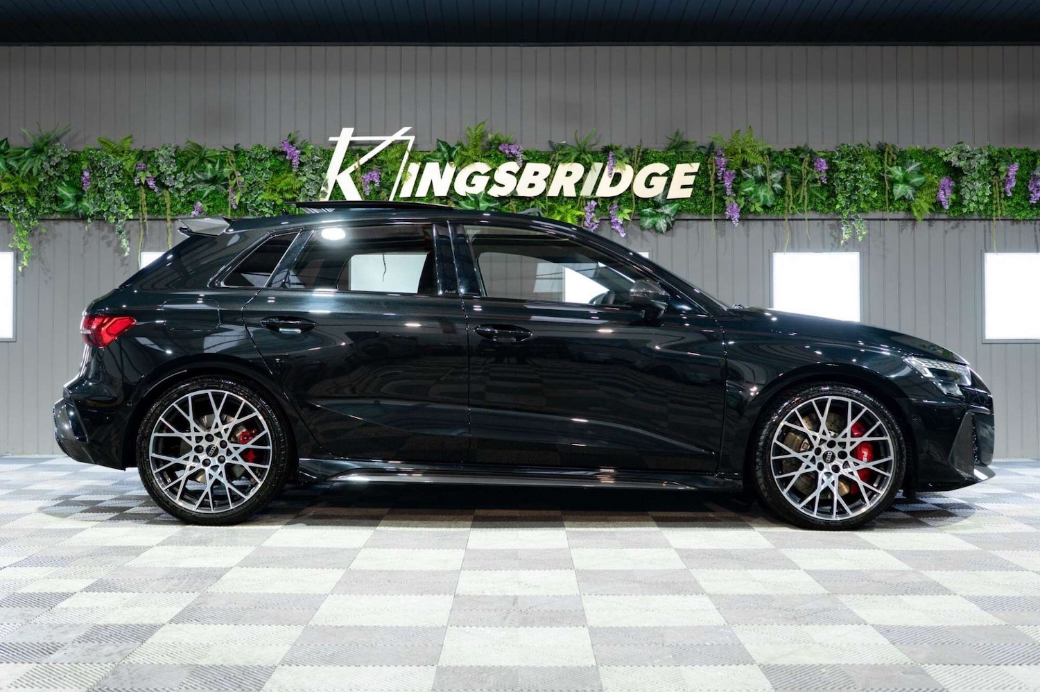 Used Audi RS3 2025 for sale - 77460252: Photo 4