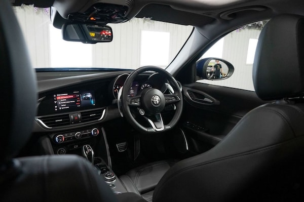 Used Alfa Romeo Giulia 2020 for sale - 75527557: Photo 2