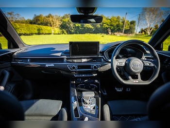 Used Audi S4 Avant 2024 for sale - 78353609: Photo