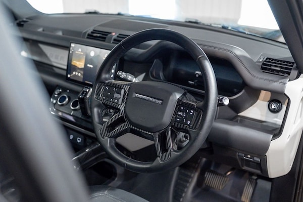 Used Land Rover Defender 2023 for sale - 75444038: Photo 50