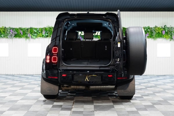 Used Land Rover Defender 2023 for sale - 75444038: Photo 8