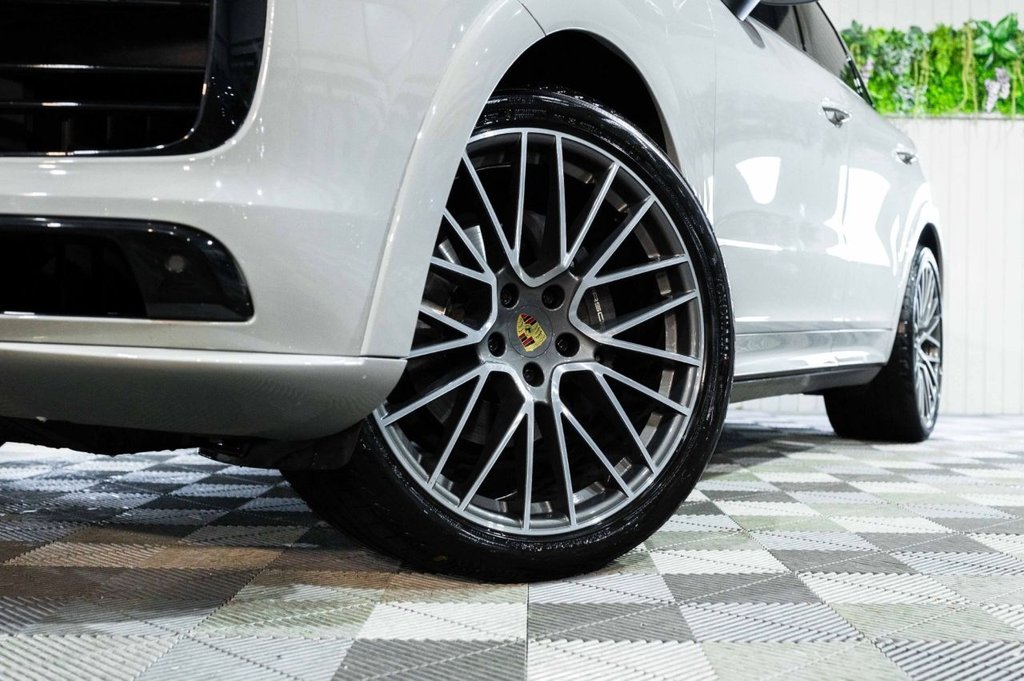 Used Porsche Cayenne 2023 for sale - 77451409: Photo 33