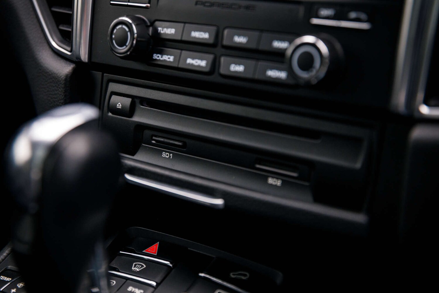 Used Porsche Macan 2016 for sale - 77836385: Photo 43