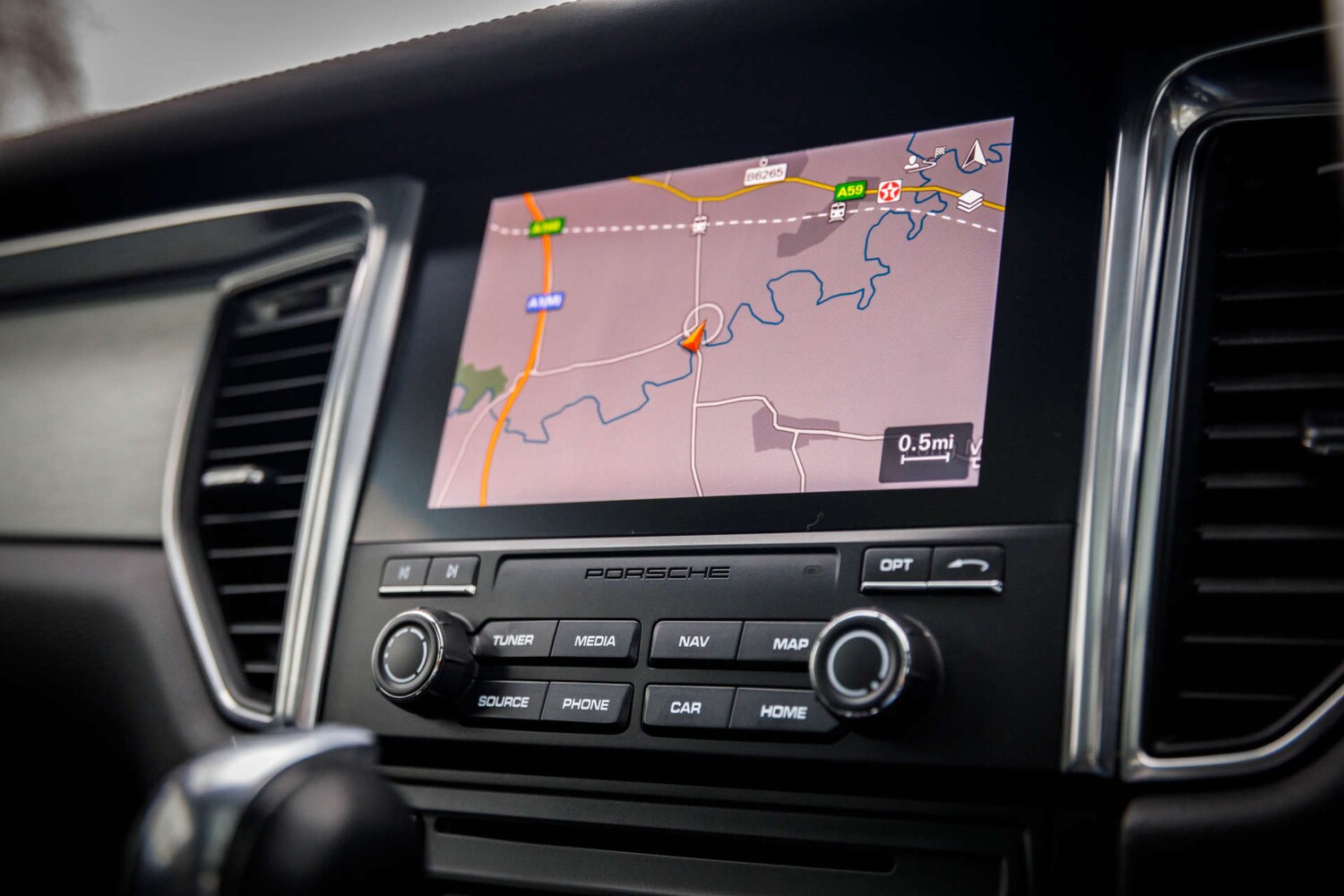 Used Porsche Macan 2016 for sale - 77836385: Photo 59