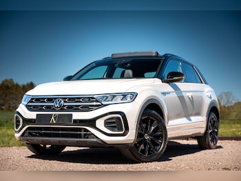 Used Volkswagen T-Roc 2023 for sale - 78412445: Photo