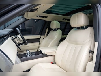 Used Land Rover Range Rover 2023 for sale - 76999207: Photo