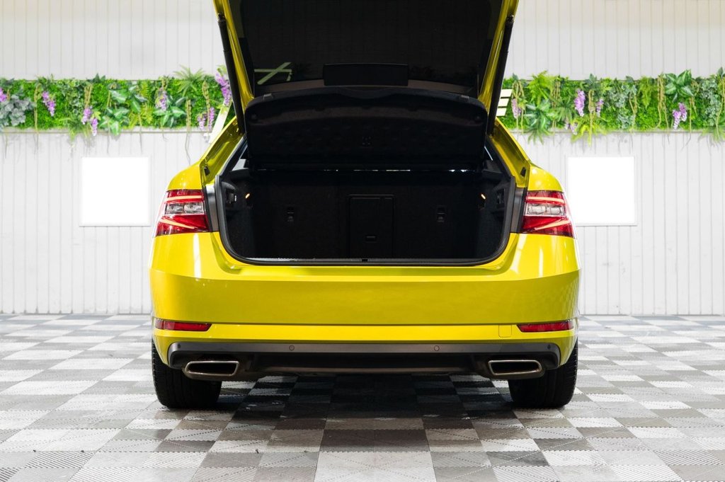 Used Skoda Superb 2019 for sale - 76569828: Photo 10