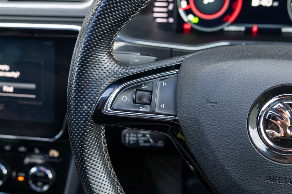 Used Skoda Superb 2019 for sale - 76569828: Photo 43