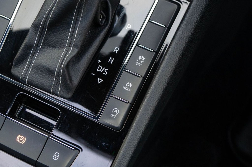 Used Skoda Superb 2019 for sale - 76569828: Photo 50