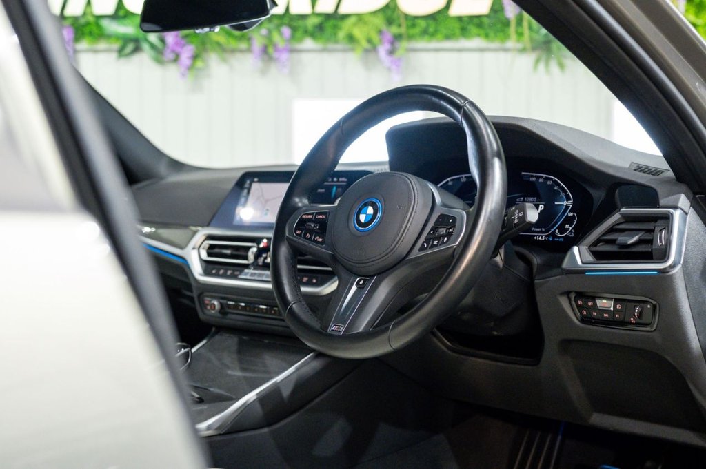 Used BMW 3 Series 2022 for sale - 76235897: Photo 50