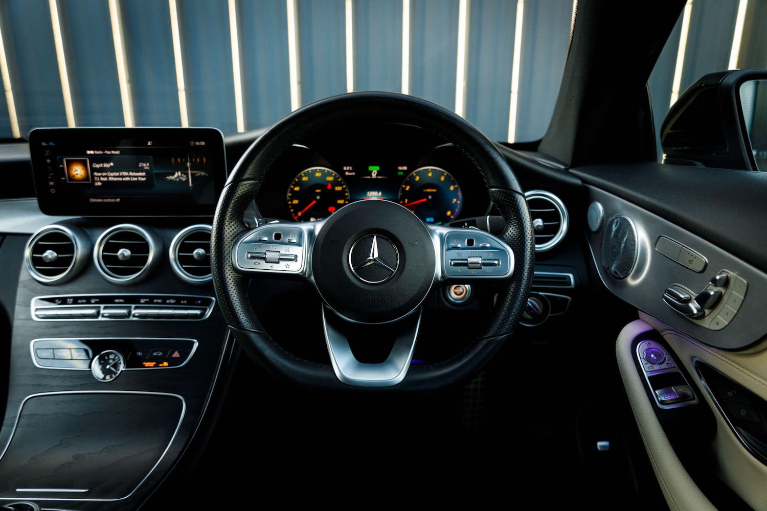 Used Mercedes-Benz C Class 2019 for sale - 77523224: Photo 23