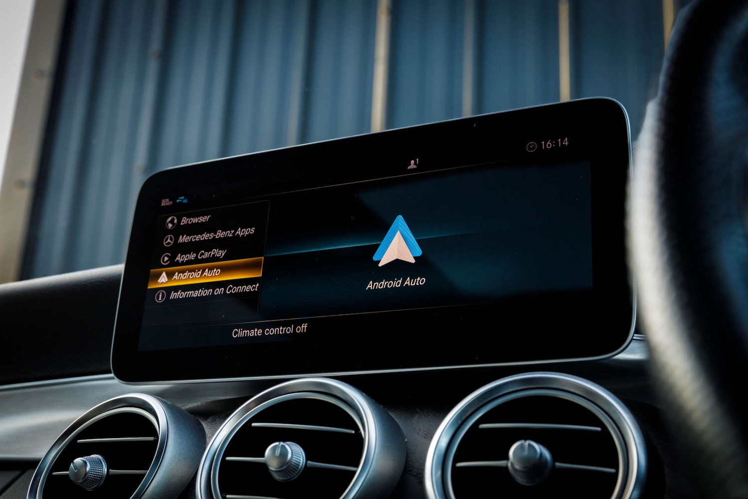 Used Mercedes-Benz C Class 2019 for sale - 77523224: Photo 64