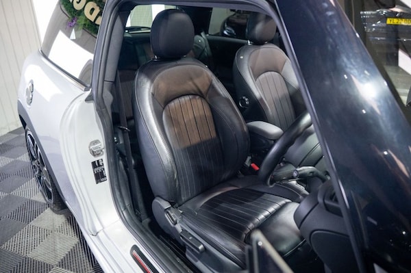 Used MINI Hatch 2018 for sale - 76279790: Photo 18