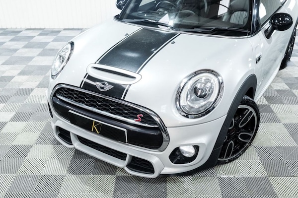 Used MINI Hatch 2018 for sale - 76279790: Photo 24