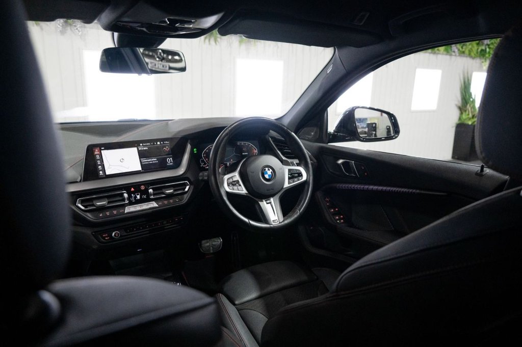 Used BMW 1 Series 2024 for sale - 76111964: Photo 2