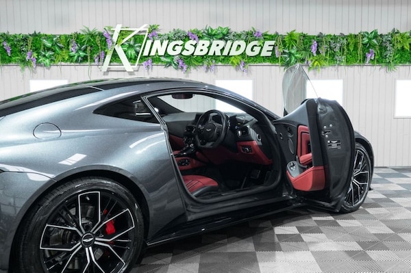 Used Aston Martin Vantage 2022 for sale - 75010223: Photo 10