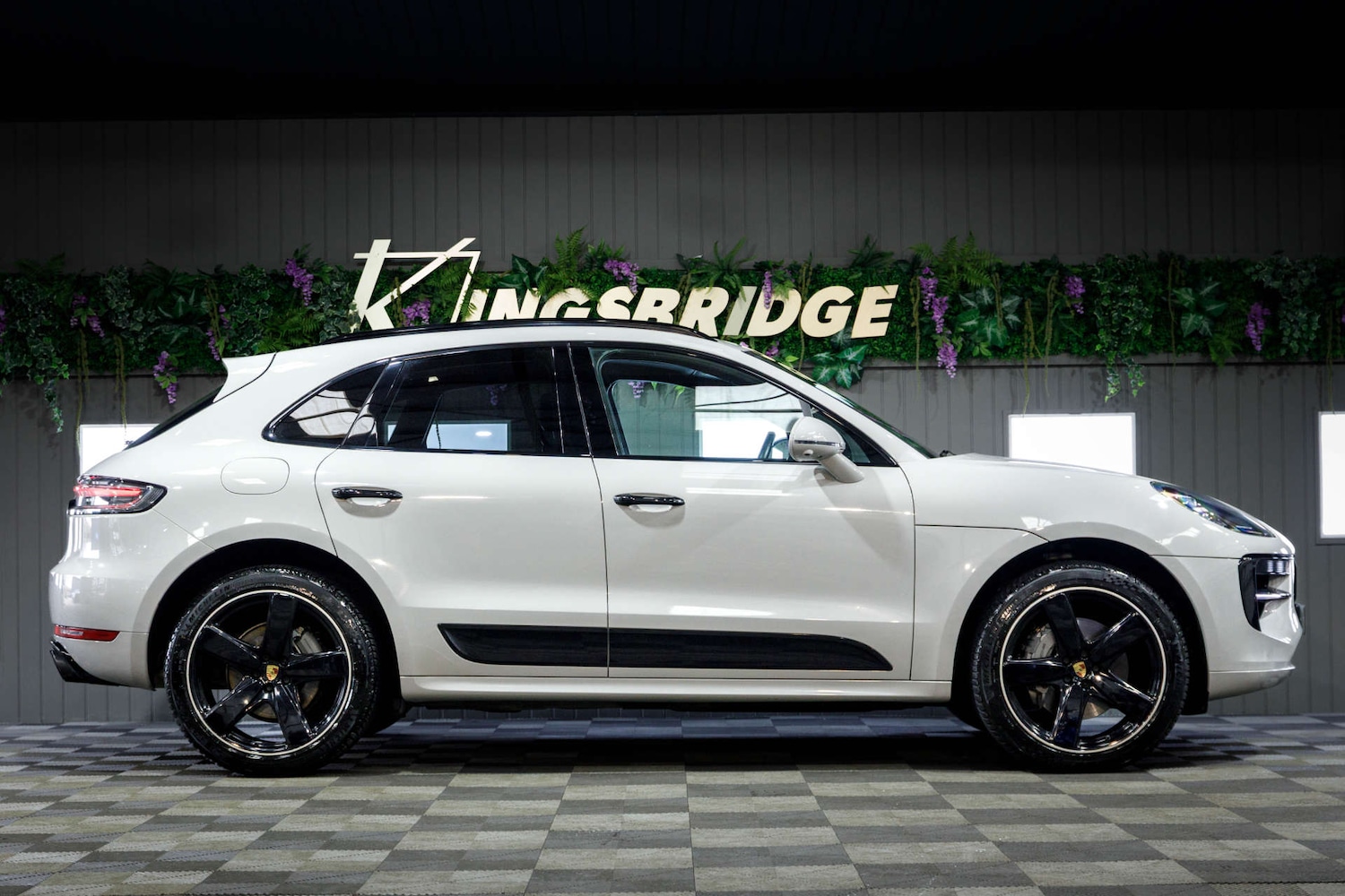Used Porsche Macan 2019 for sale - 77988282: Photo 11