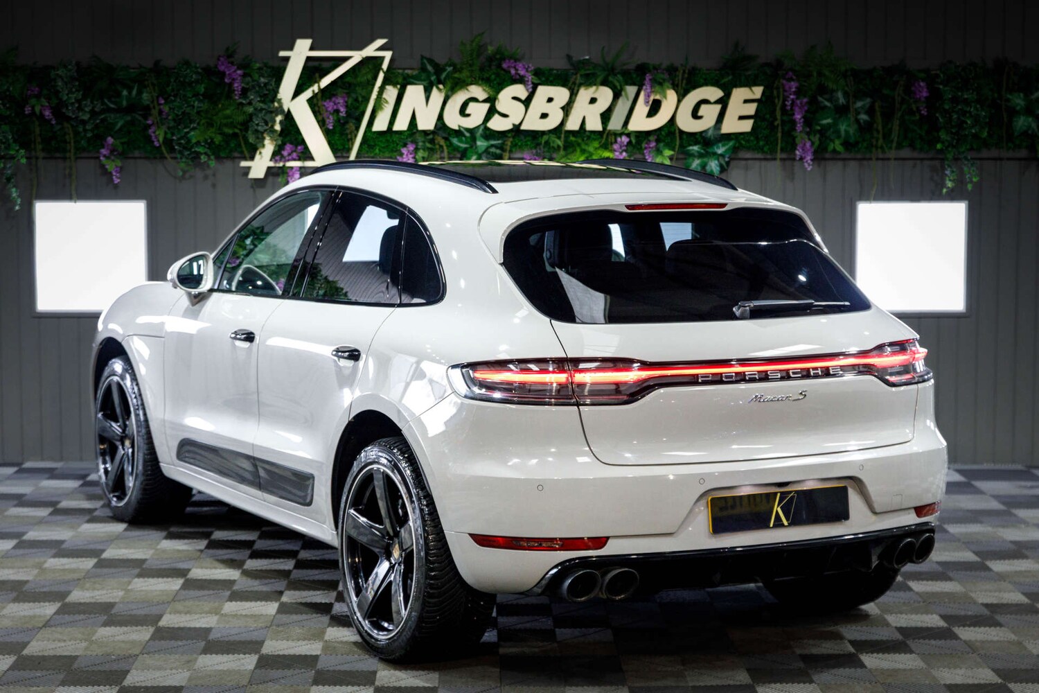 Used Porsche Macan 2019 for sale - 77988282: Photo 19