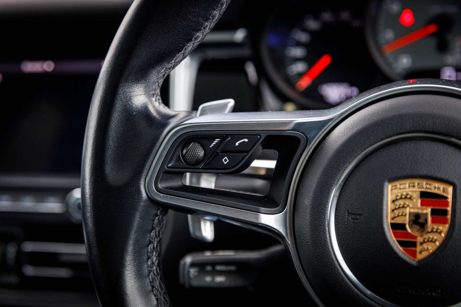 Used Porsche Macan 2019 for sale - 77988282: Photo 32