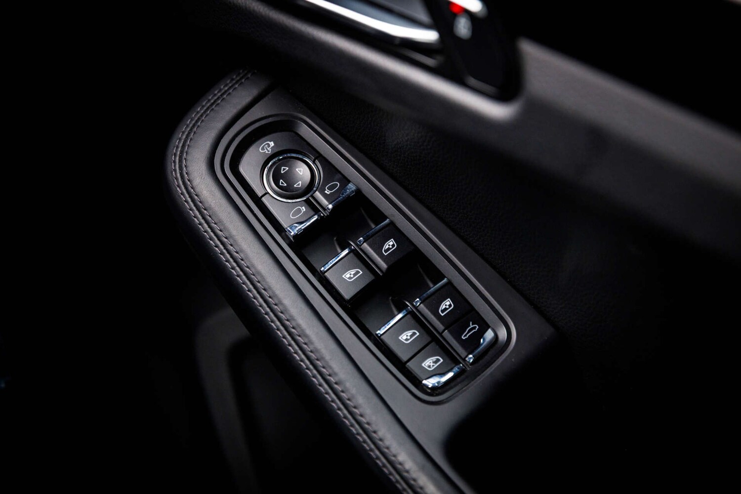 Used Porsche Macan 2019 for sale - 77988282: Photo 37