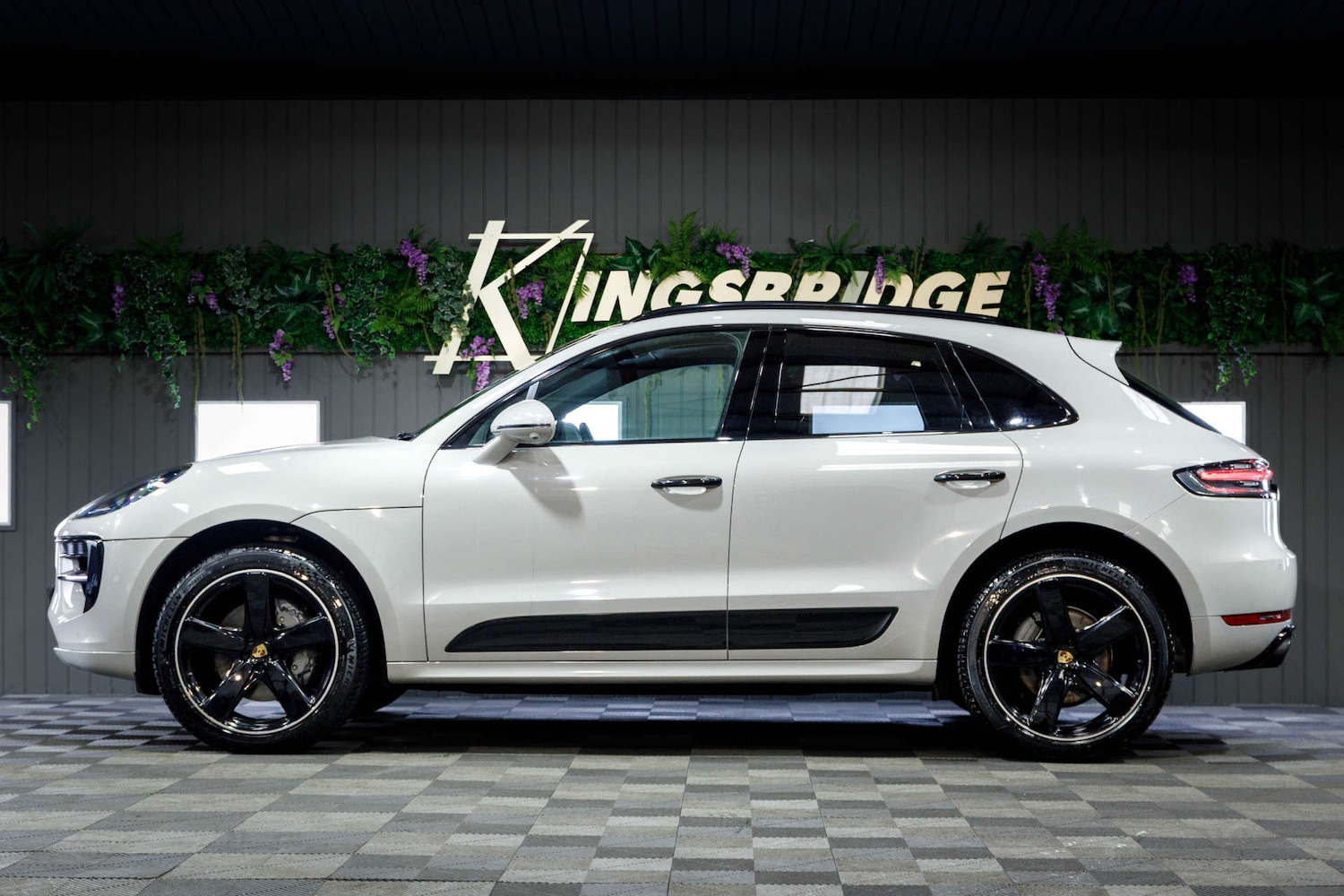 Used Porsche Macan 2019 for sale - 77988282: Photo 4