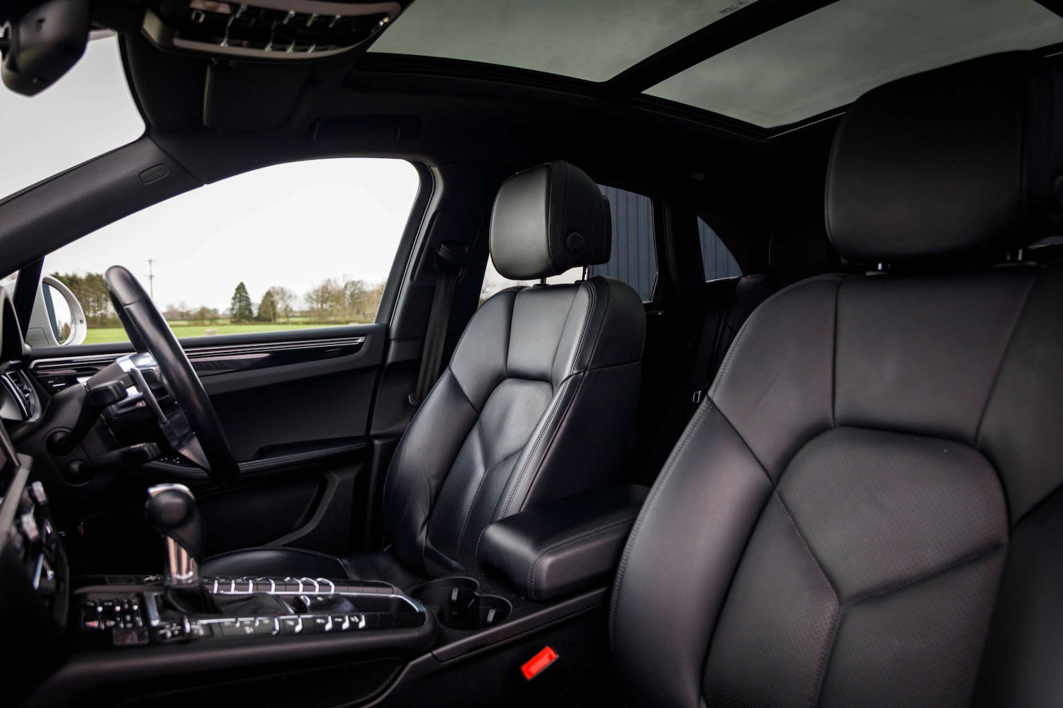 Used Porsche Macan 2019 for sale - 77988282: Photo 51