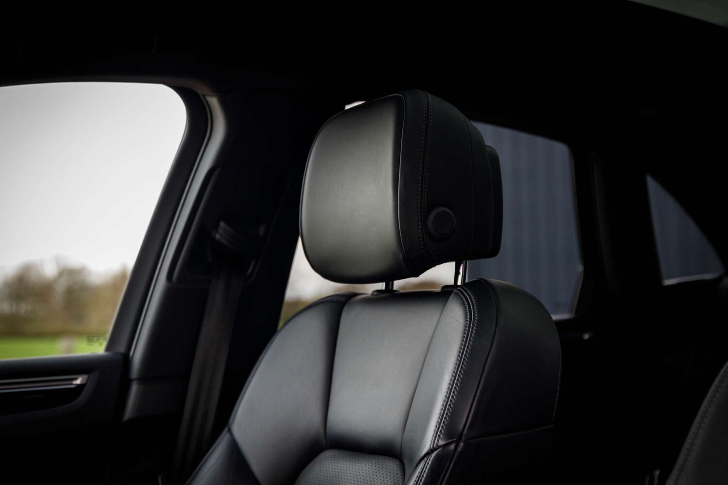 Used Porsche Macan 2019 for sale - 77988282: Photo 52