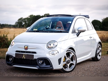 Used Abarth 595 2021 for sale - 79333015: Photo