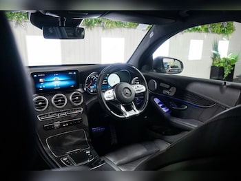 Used Mercedes-Benz GLC 2020 for sale - 76068699: Photo