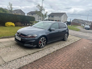 Used Volkswagen Golf 2019 for sale - 78542364: Photo