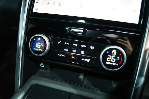 Used Land Rover Discovery 2021 for sale - 76168505: Photo 33