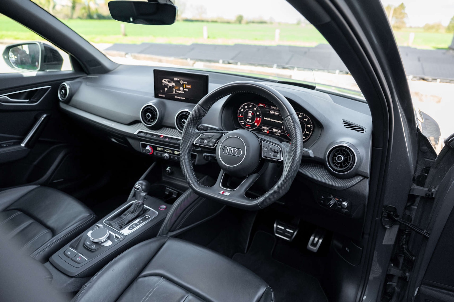 Used Audi SQ2 2020 for sale - 78080699: Photo 12