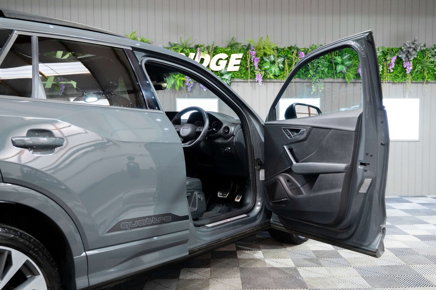 Used Audi SQ2 2020 for sale - 78080699: Photo 24