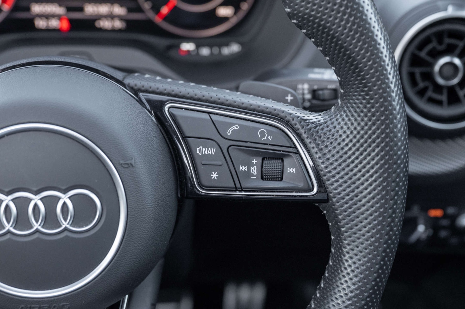 Used Audi SQ2 2020 for sale - 78080699: Photo 47