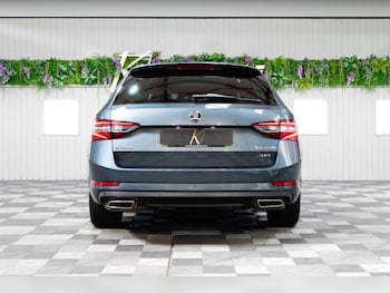 Used Skoda Superb 2019 for sale - 75596689: Photo