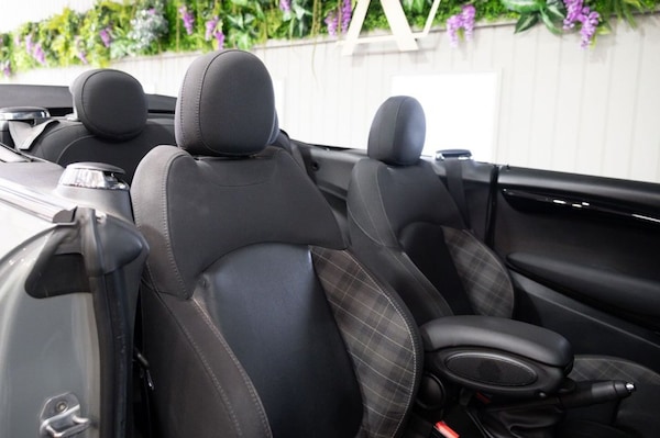 Used MINI Convertible 2019 for sale - 75206513: Photo 25