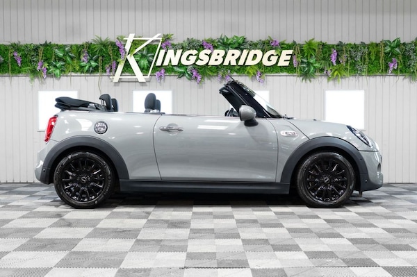 Used MINI Convertible 2019 for sale - 75206513: Photo 2