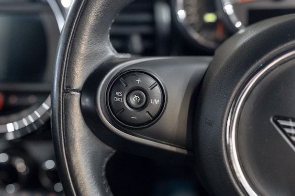 Used MINI Convertible 2019 for sale - 75206513: Photo 44