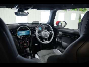 Used MINI Hatch 2023 for sale - 75207058: Photo